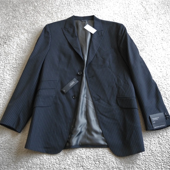 Banana Republic Other - Banana Republic Tailored Fit Two Button Blazer 42R